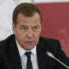Медведев заявил, что санкции Запада против РФ не станут фатальными