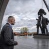 В Киеве демонтируют монумент в честь "дружбы народов" Украины и России