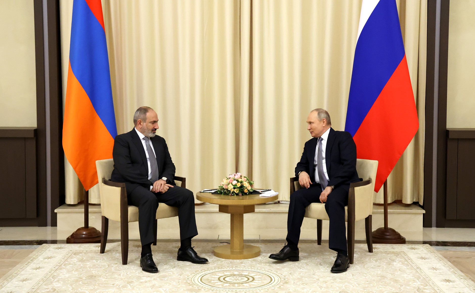 Армения и россия отношения последние новости. Встреча Путина Алиева и Пашиняна 2021.