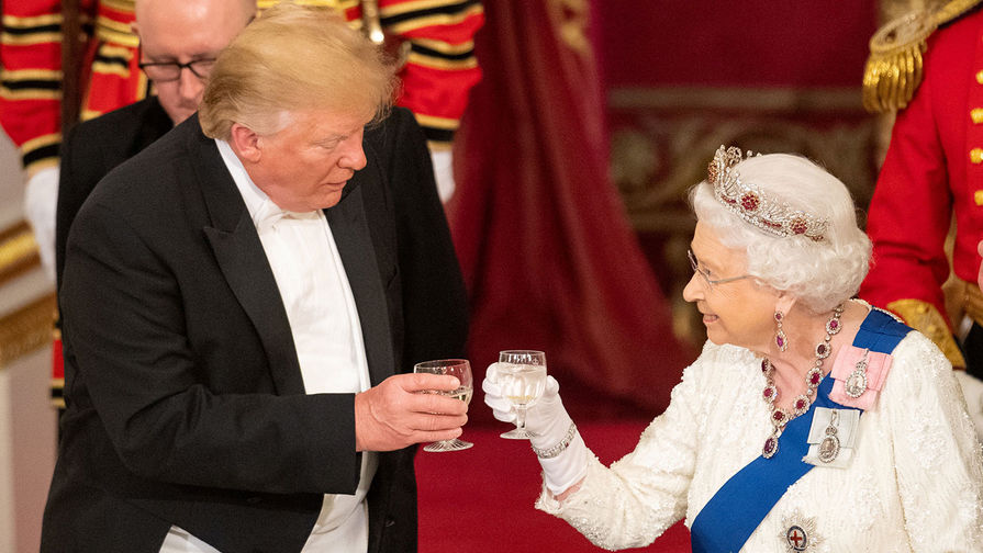 Трамп заявил, что устроил Елизавете II «одну из лучших ночей» в ее жизни