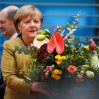 Меркель наградили премией мира