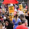 Жители Великобритании протестуют против роста цен