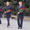 Посол Украины почтил память Гейдара Алиева