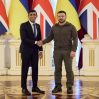 Зеленский обсудил с премьер-министром Британии войну в Украине