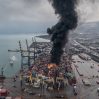 В турецком порту Искендерун после землетрясения начался cильный пожар