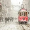 Из-за ожидаемых снегопадов в Турции закрываются школы и отменяются авиарейсы