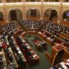 Парламент Венгрии решил продлить на полгода режим чрезвычайного положения
