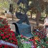 Состоялось открытие надгробного памятника Рустаму Ибрагимбекову