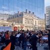 В Париже прошел симфонический концерт против пенсионной реформы