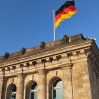 Суд Берлина запретил российские флаги и символику