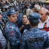В центре Еревана провели массовые задержания