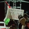 В Дагестане протестуют против прибытия самолета с израильтянами: толпа прорвалась на крышу терминала аэропорта