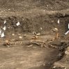 В Аскеране возле крепостных стен обнаружено массовое захоронение