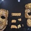 в Иране у контрабандистов изъяли 2000-летние ритуальные маски из золота