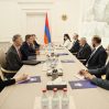 Пашинян подтвердил готовность подписать мирный договор с Баку