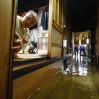 В Японии людей призывают эвакуироваться из-за ливней