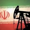 Bloomberg: Иран спешно вывозит нефть из хранилищ