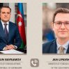 Джейхун Байрамов провел телефонный разговор с главой МИД Чехии