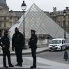 Глава МВД Франции выступил против создания полицейского участка внутри Лувра Глава МВД Франции выступил против создания полицейского участка внутри Лувра