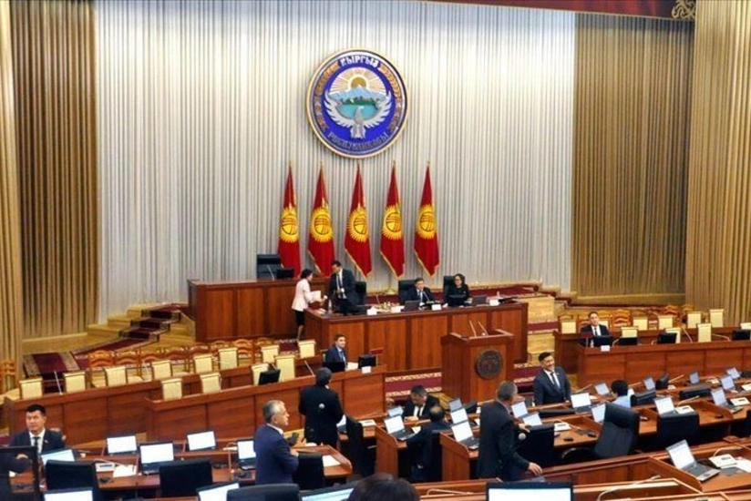 parlament-kirqizstan.webp