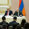 Симонян сообщил о попытках препятствовать встрече Пашиняна с армянской общиной в РФ
