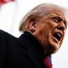 Трамп обвинил американские телеканалы в предвзятости и призвал лишить их лицензий Трамп обвинил американские телеканалы в предвзятости и призвал лишить их лицензий