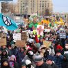 В США проходят массовые протесты после убийства женщины миграционной службой