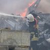 Пожар на складе в Баку: полиция проводит эвакуацию граждан - ФОТО - ВИДЕО Пожар на складе в Баку: полиция проводит эвакуацию граждан - ФОТО - ВИДЕО